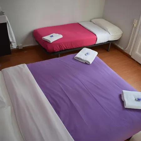 Hostal MiMi Las Ramblas-2